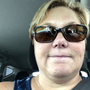 Meet your Posher, Michele